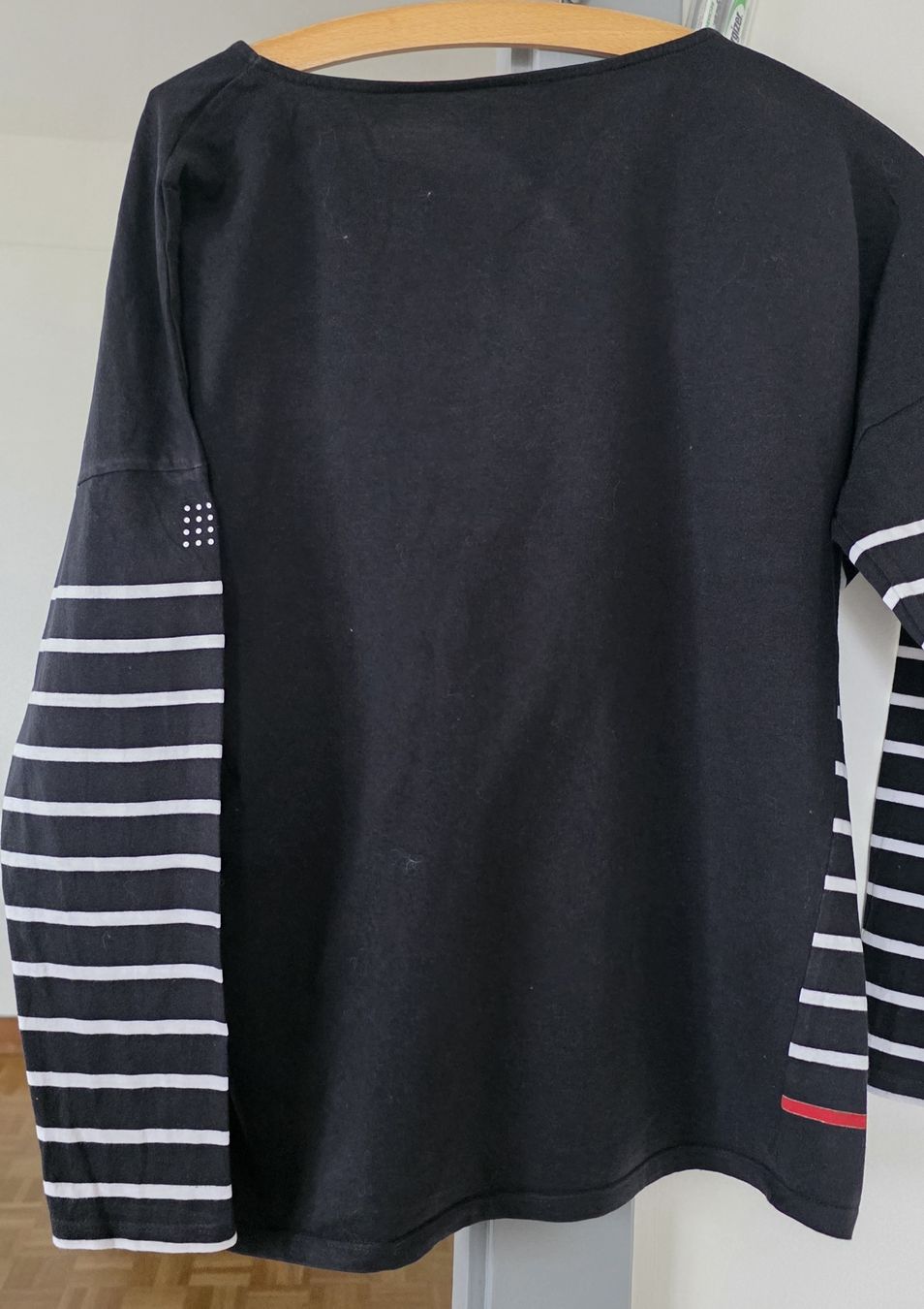Maglioni & Felpe: Pull TBS Noir à rayures blanches (et rouges) – Usato da Yverdon-les-Bains venduto da van_dq65 5