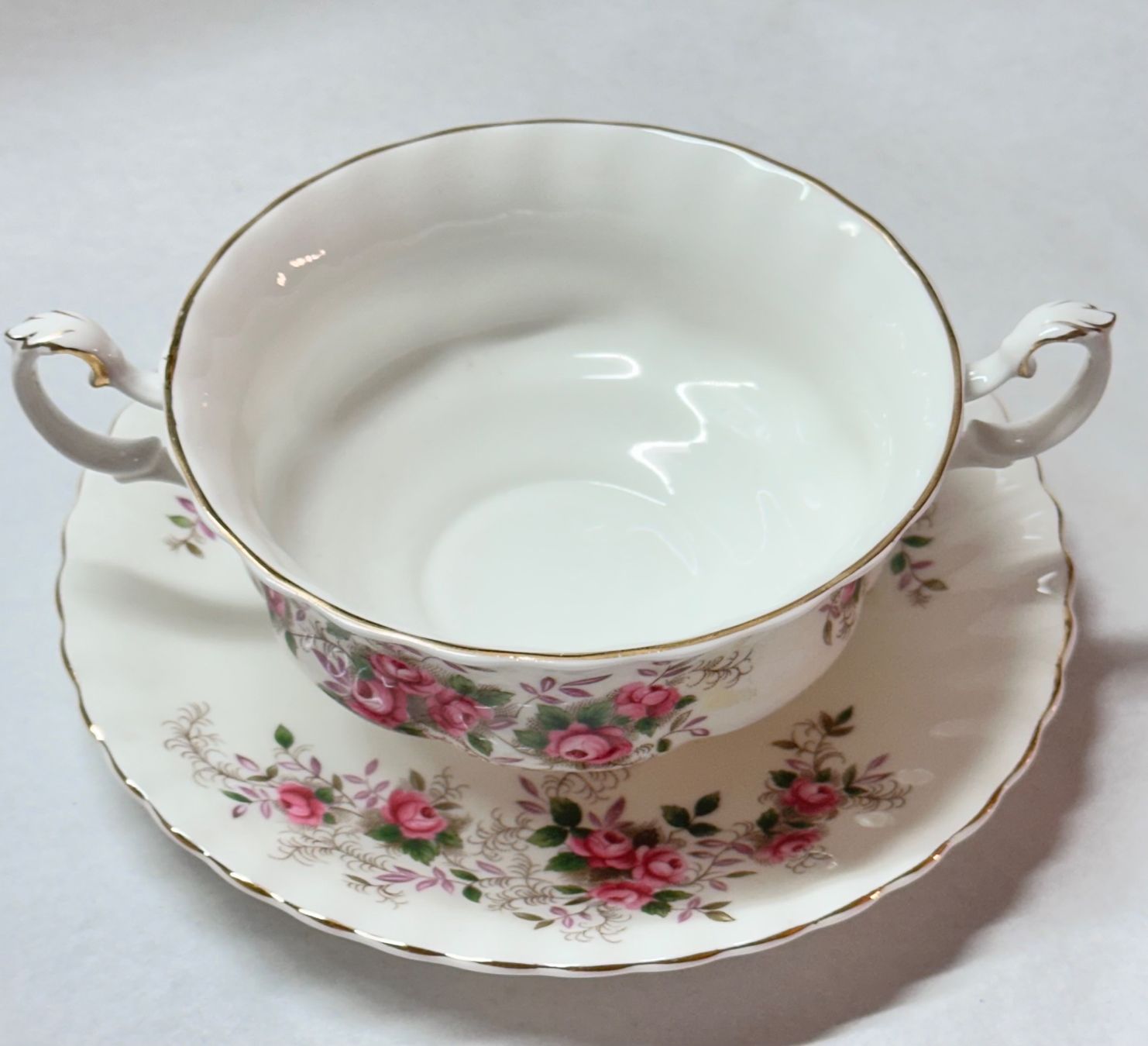 Royal Albert Tazze: Royal Albert "Lavender Rose" Suppentasse ca.1961-1979 – Usato da Oberrüti venduto da Sabbi 7