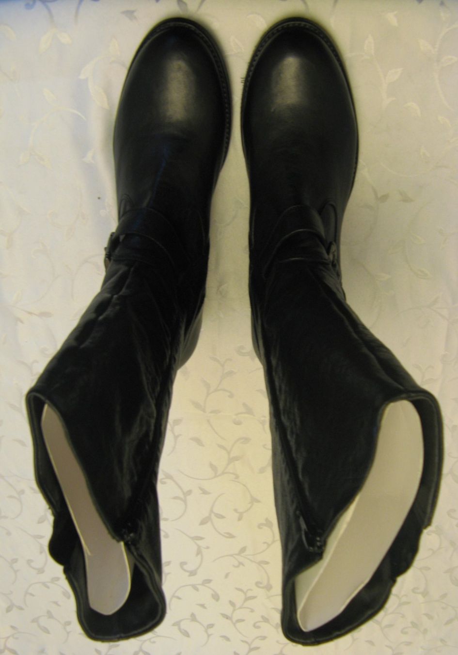 Scarpe da donna: Damenstiefel Grösse 43 – Nuovo (secondo la descrizione) da Frauenfeld venduto da Interessent1 2