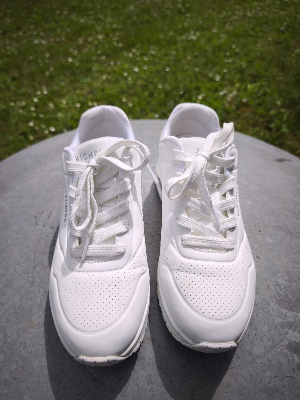 Skechers Scarpe da donna: Skechers Memory Foam Gr.38 weiss – Usato da Bad Zurzach venduto da WinnerChickenDinner 1