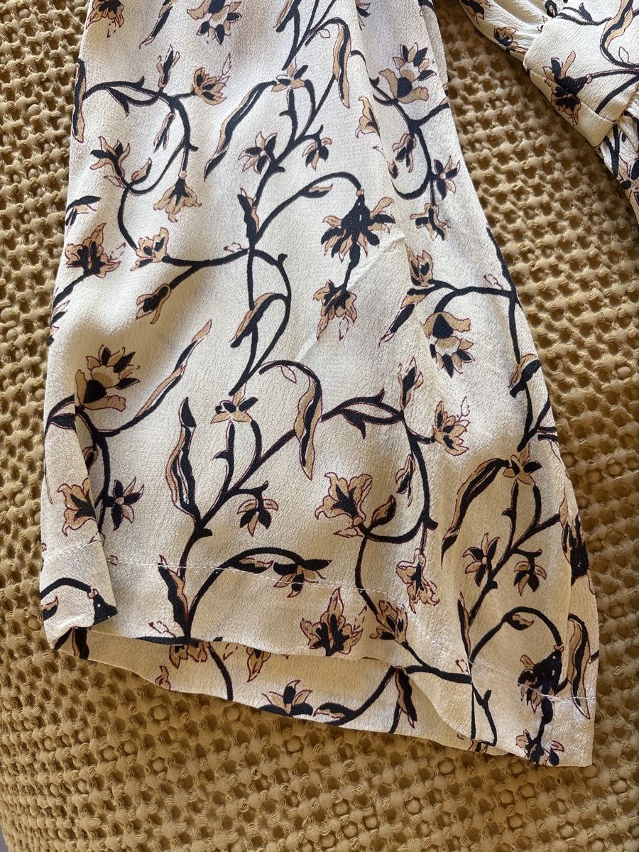Robes: Robe sublime Dôen – D'occasion à pont-de-la-morge par Lubab 1