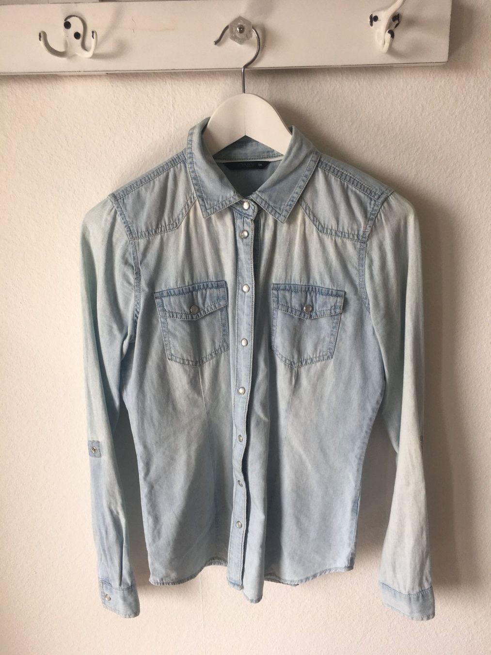 Only Camicette: ONLY - Jeansbluse Gr. 34 – Usato da Dietlikon venduto da Luna77