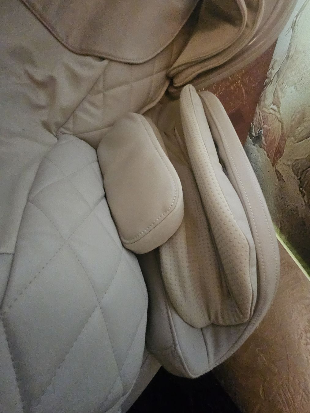 Massagegeräte: Massage-Sessel KOMODER LuX  – Neu (gemäss Beschreibung) aus Walchwil von Bodytransformer2000 5