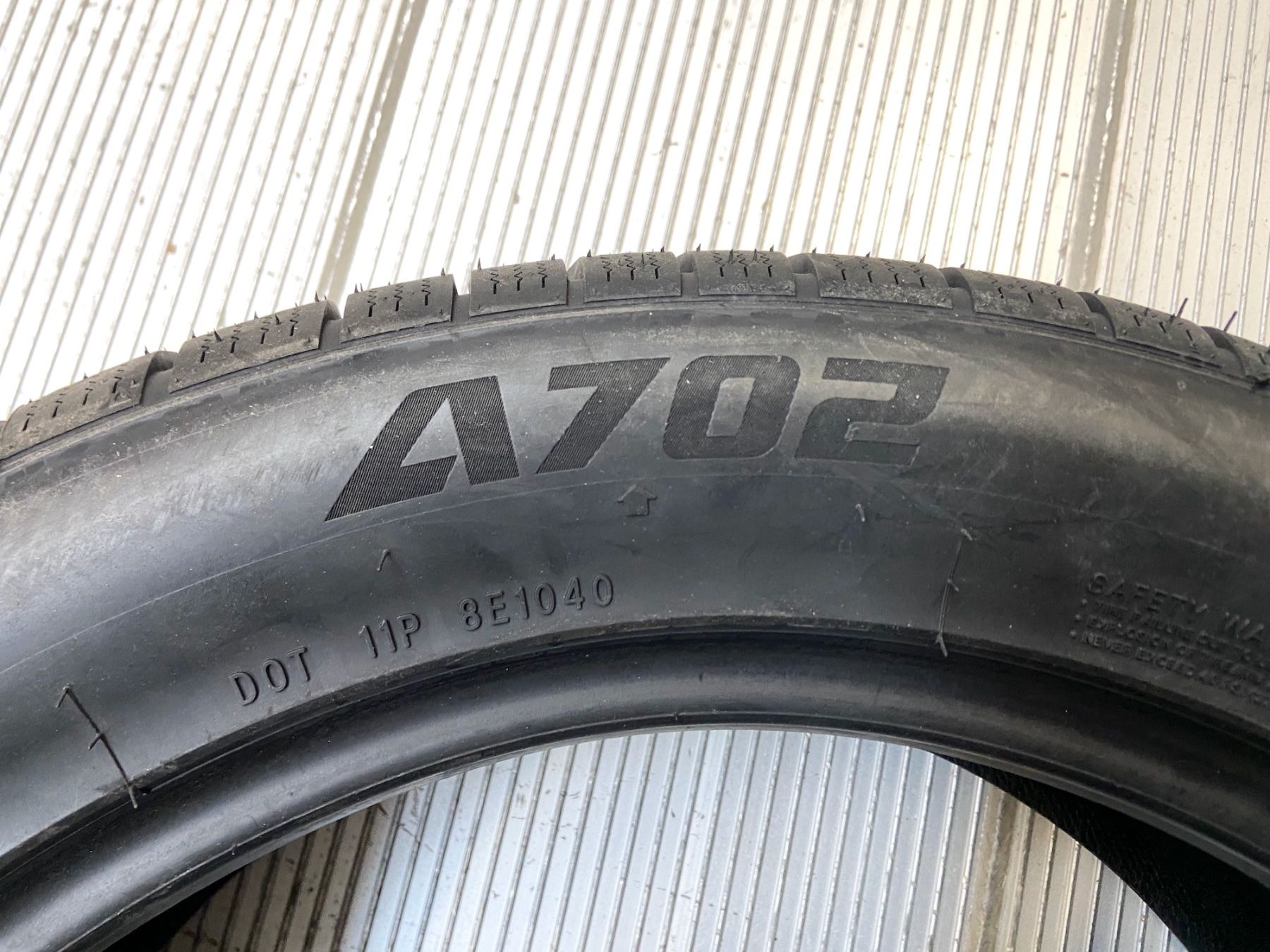 Pneumatici & Ruote complete: ||•  215/ 55 R18, APLUS - 2 Stück /104s – Nuovo e nell'imballaggio originale da Zürich venduto da LUIS-B 4