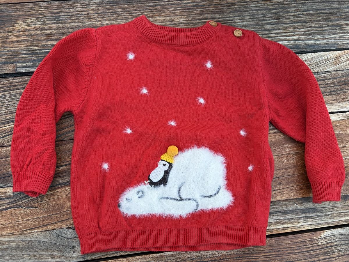Pullover & Sweatshirts: Süsser Winter-Pullover Grösse 74/9M mit Motiv – Gebraucht aus Horgen von adrigas