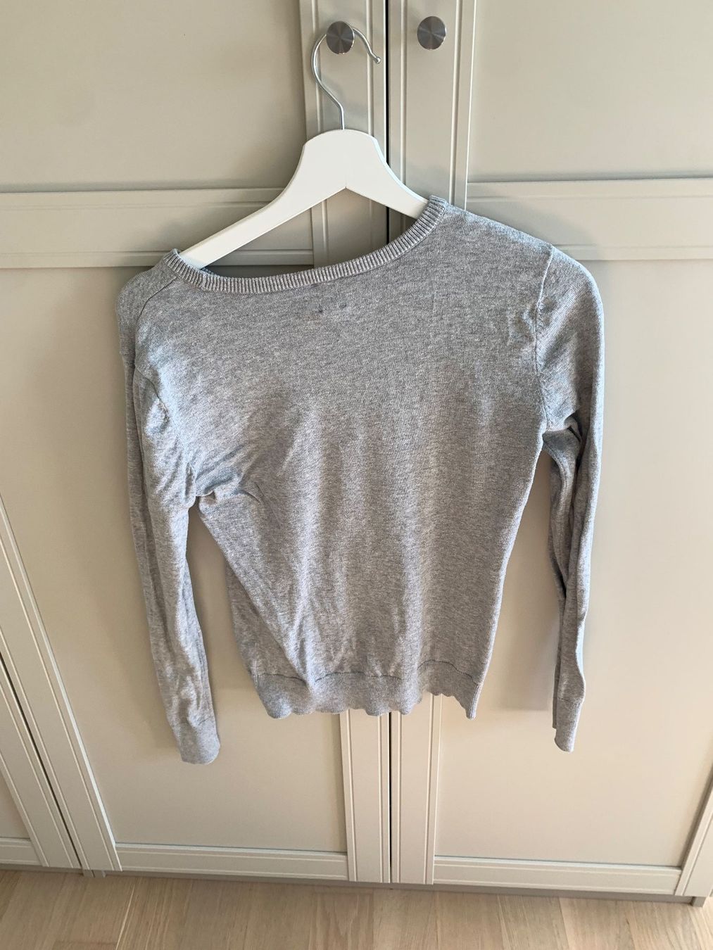 Manor Maglioni & Felpe: Pullover Damen Manor grau – Usato da Solothurn venduto da anj_5zhn 1