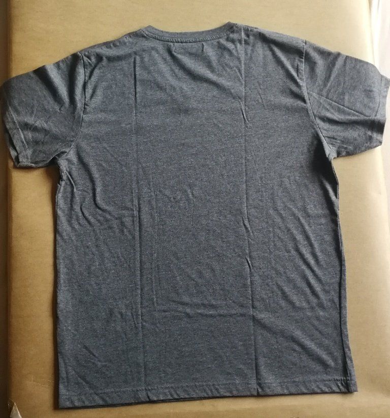 T-shirt: Tshirt Pierre Cardin / grau / Grösse L – Usato da Goldau venduto da Ejidomar 6