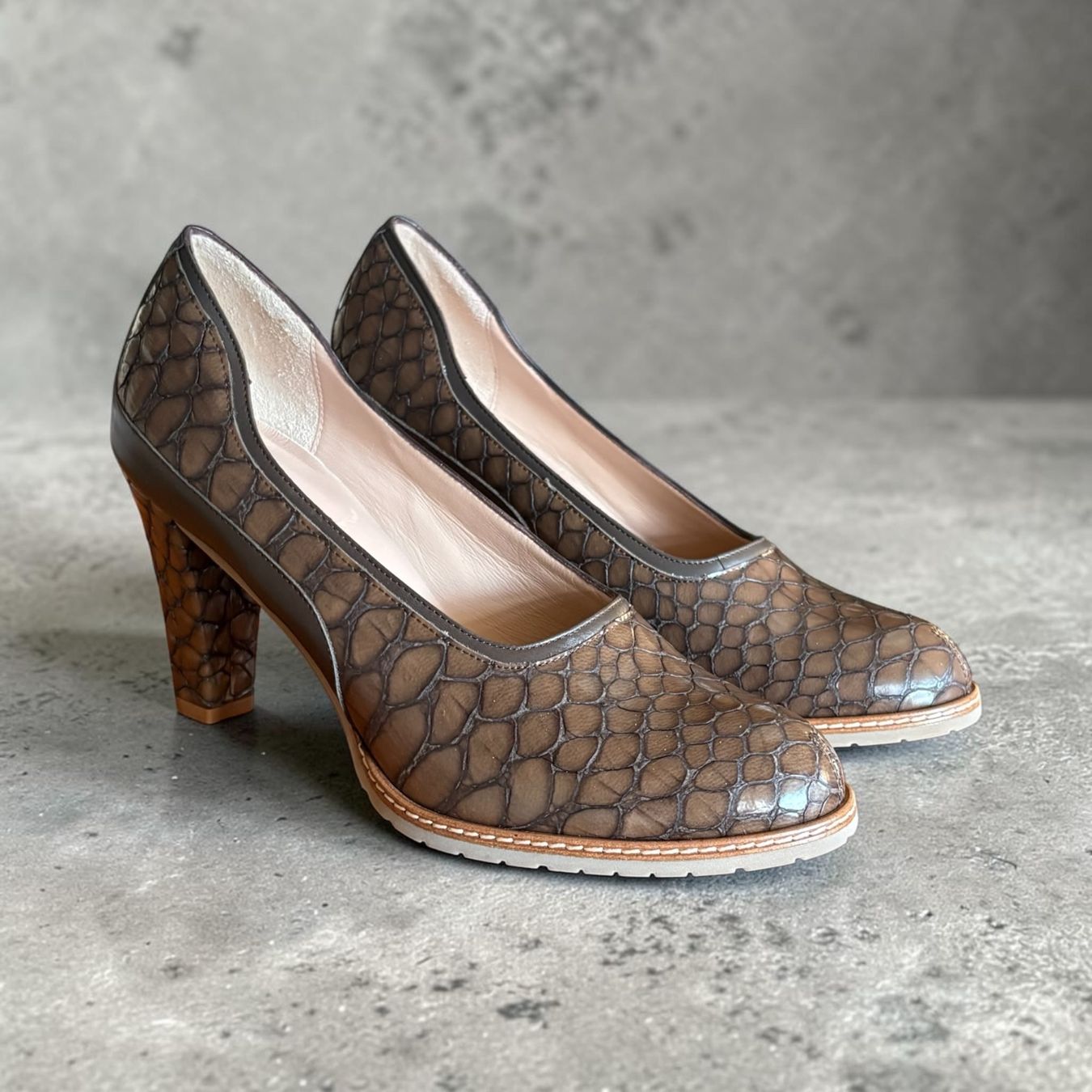 Scarpe da donna: Wunderbare echte Krokodillederpumps – Usato da Hausen am Albis venduto da abra-kadabra-kobra 1