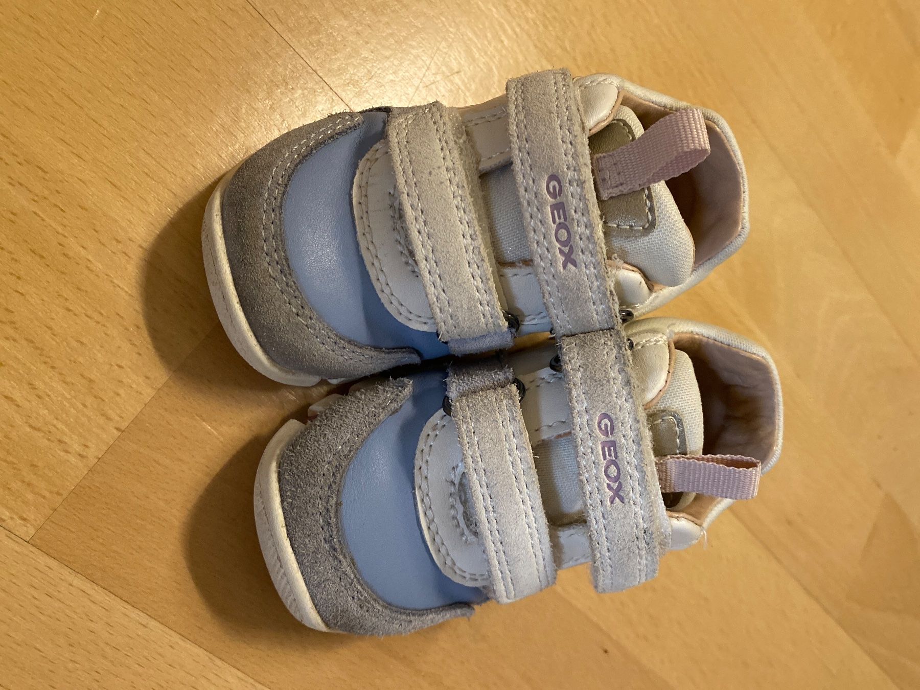 Geox Scarpe per ragazze: Kinderschuhe Geox Gr 20 – Usato da Gossau SG venduto da sha_jhp7