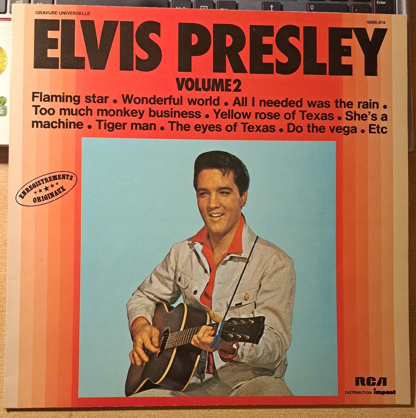Dischi in vinile: 33 tours - Elvis Presley Volume 2 - 1969 – Usato da Cernier venduto da Poussetofiol
