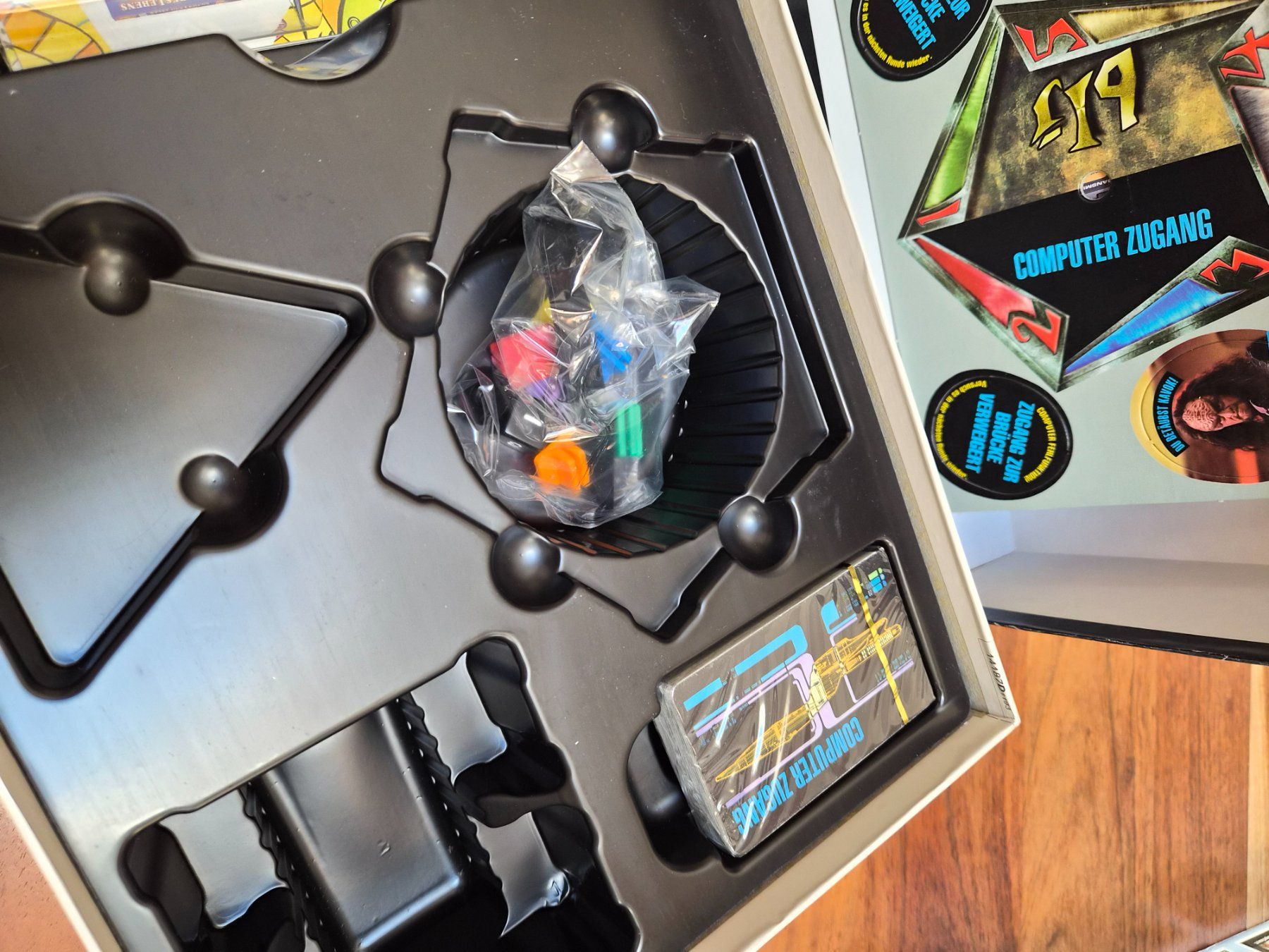 Giochi: MB SPIELE RAUMSCHIFF ENTERPRISE – Nuovo e nell'imballaggio originale da Schönenberg ZH venduto da heaangst 2