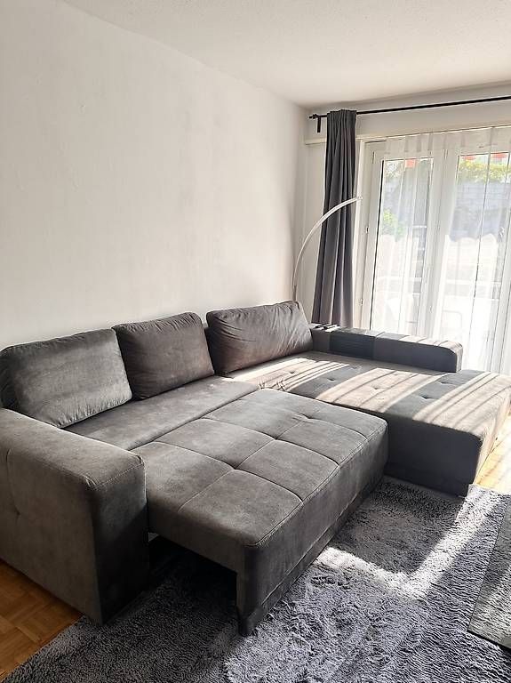 Sofas: Ecksofa mit Bettfunktion – D'occasion à Pfäffikon ZH par gha_p8n7 2