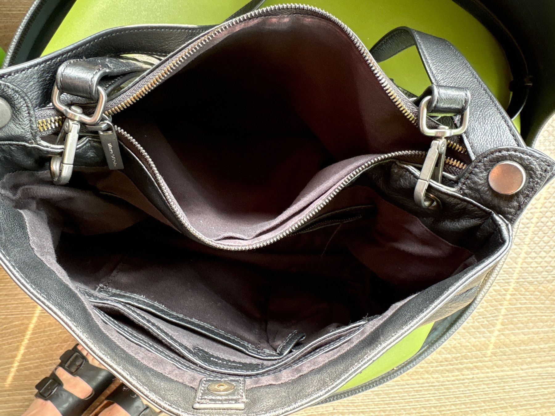 Taschen für Damen: Ledertasche mit Schulterriemen – Gebraucht aus Rosshäusern von monk30 5