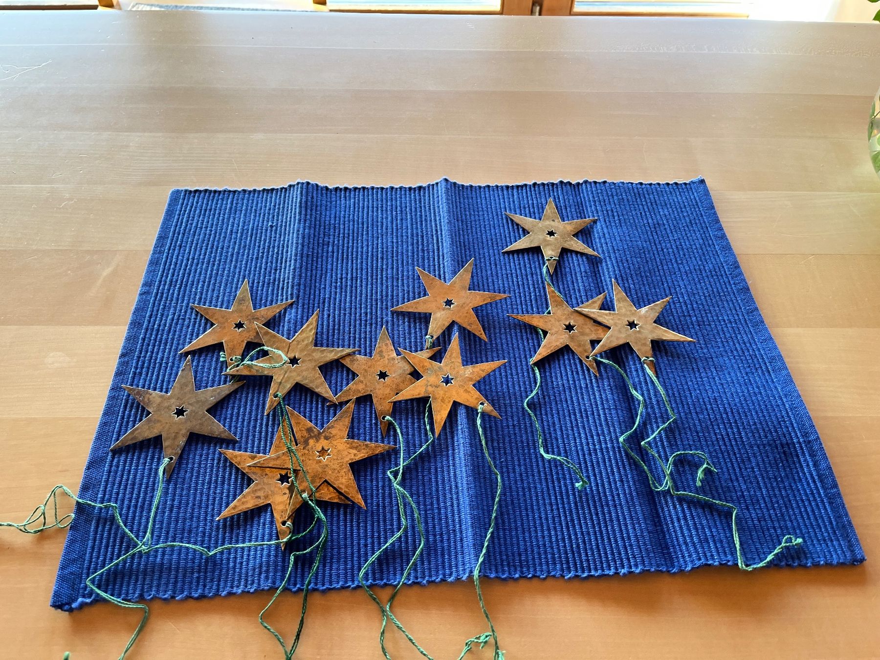 Toutes les décorations: Messingsterne (3 Grössen) – D'occasion à Hinwil par maf_5gzt