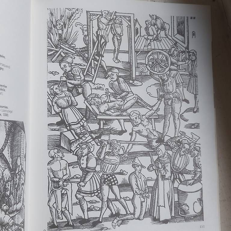Libri: "Le Musée des Supplices" – Usato da Genève venduto da macadam 3