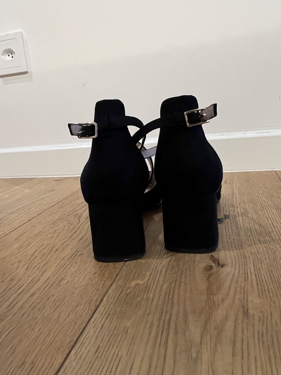 Graceland Scarpe da donna: Schwarze Pumps – Usato da Chur venduto da dal_zsy5 4