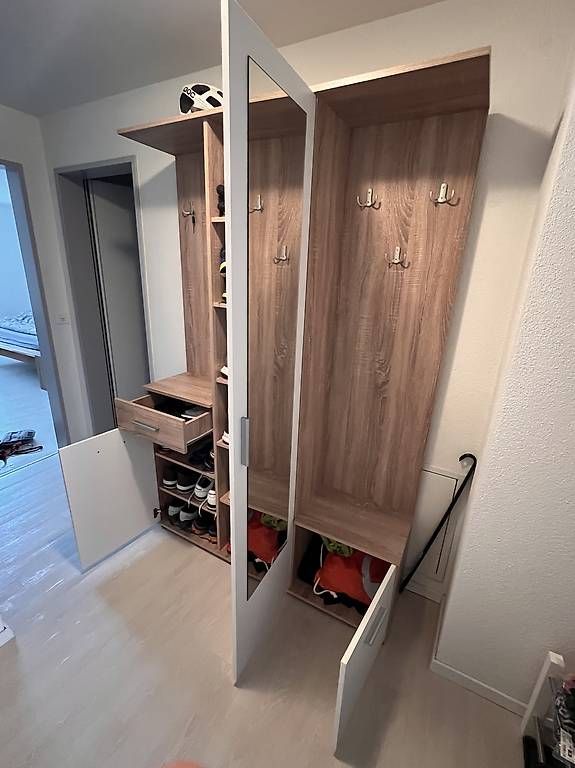 Porte manteau: Garderobe aus Holz – D'occasion à Pfungen par Pumii1 3