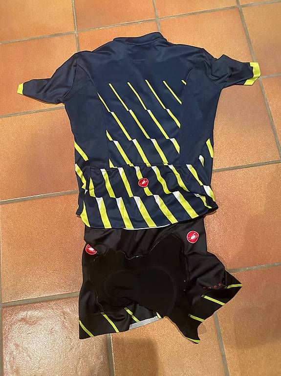 Castelli Canottiere & Pantaloni: Velodress Castelli – Usato da Blauen venduto da Isabelle116