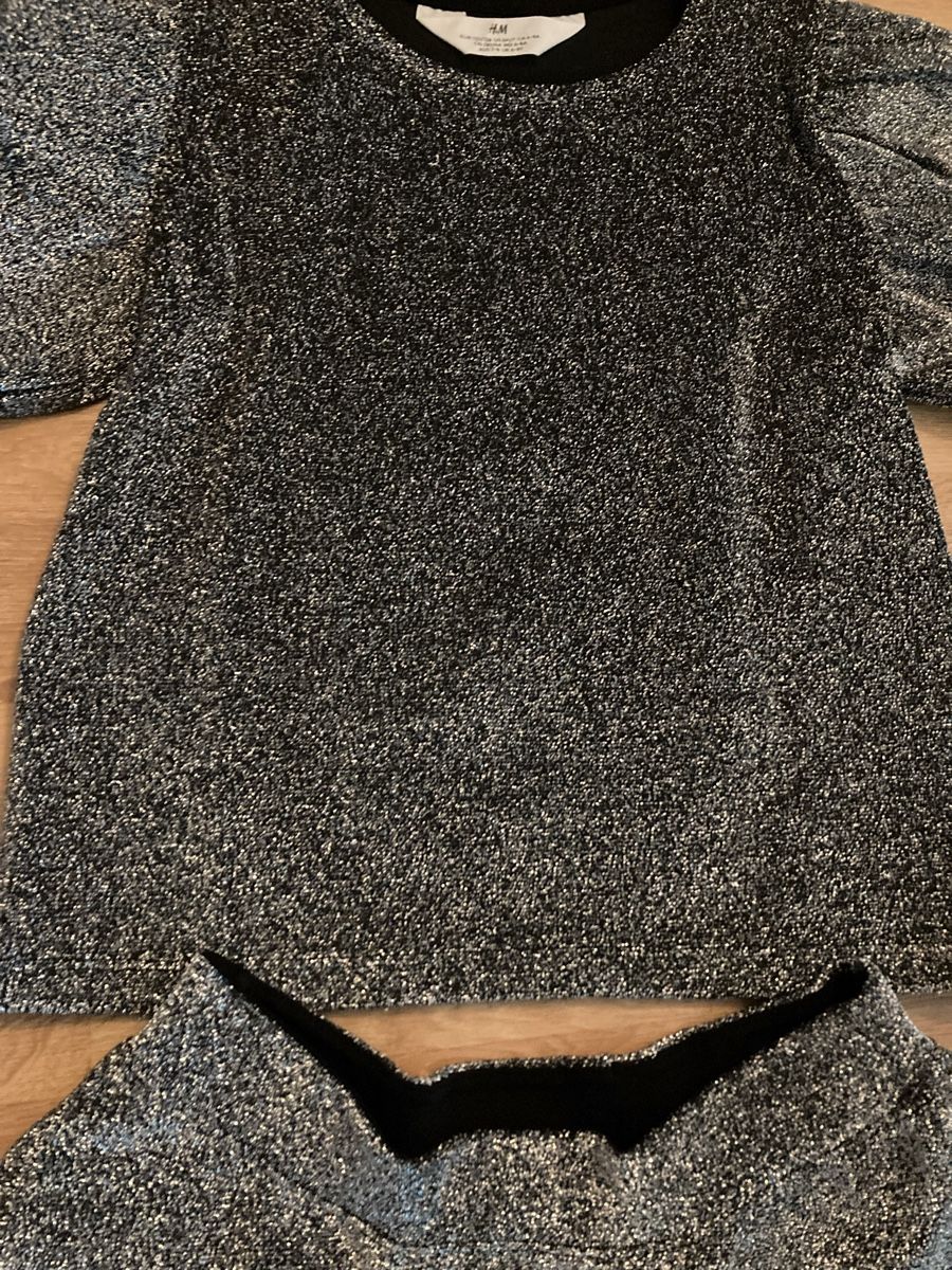 Kleiderpakete & -sets: Mädchen Glitzer Outfit Gr. 122/128 – Gebraucht aus Emmenbrücke von JJ_89 1