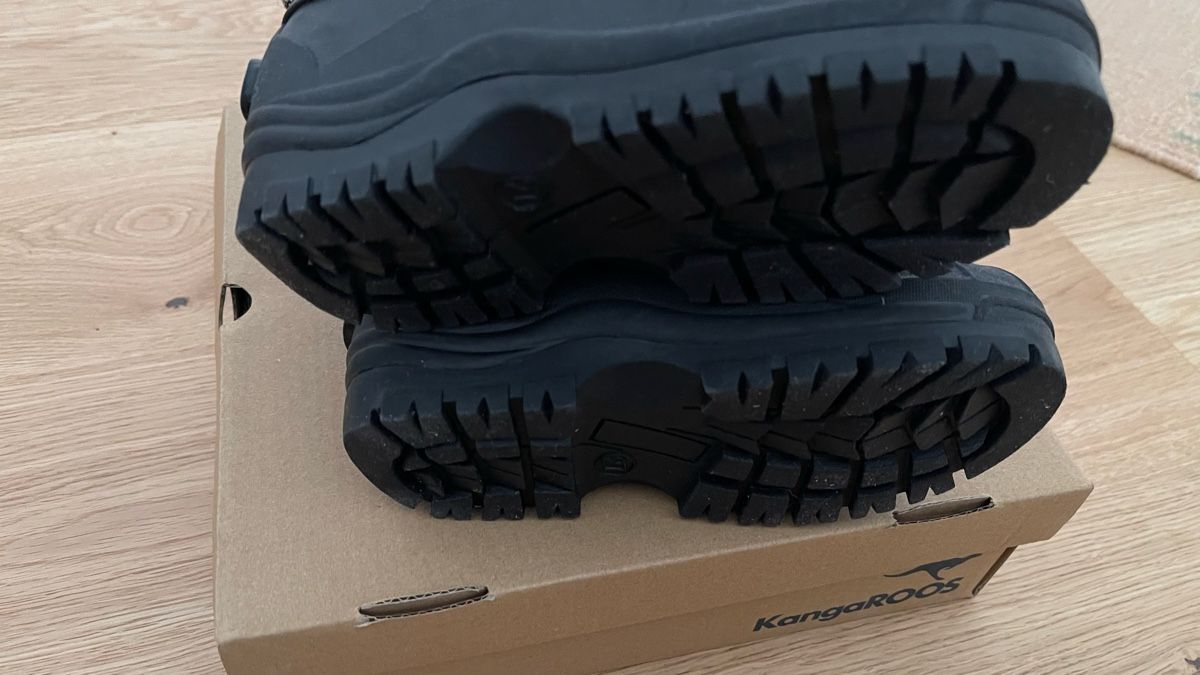 Scarpe per ragazzi: Kangaroos Winterstiefel Grösse 27 – Nuovo (secondo la descrizione) da Bachenbülach venduto da Jennyg 1
