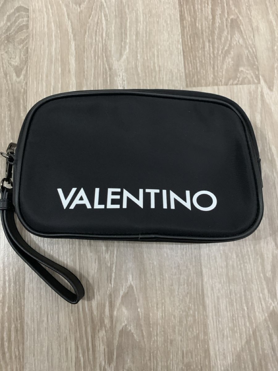 Valentino Borse: Pochette à main – Nuovo (secondo la descrizione) da Collombey venduto da amina36
