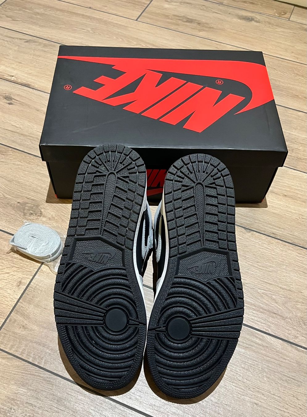 Jordan Scarpe da uomo: Jordan 1 high OG shadow 2.0 size 43 – Nuovo e nell'imballaggio originale da Savièse venduto da Cedric007 4