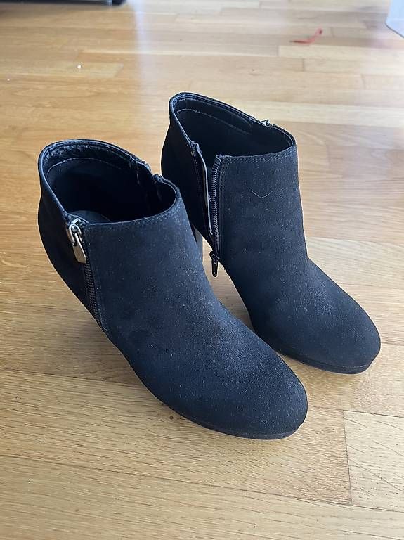Damenschuhe: Elegante Stiefelette, Grösse 38 – Gebraucht aus Gebenstorf von pin_67yc