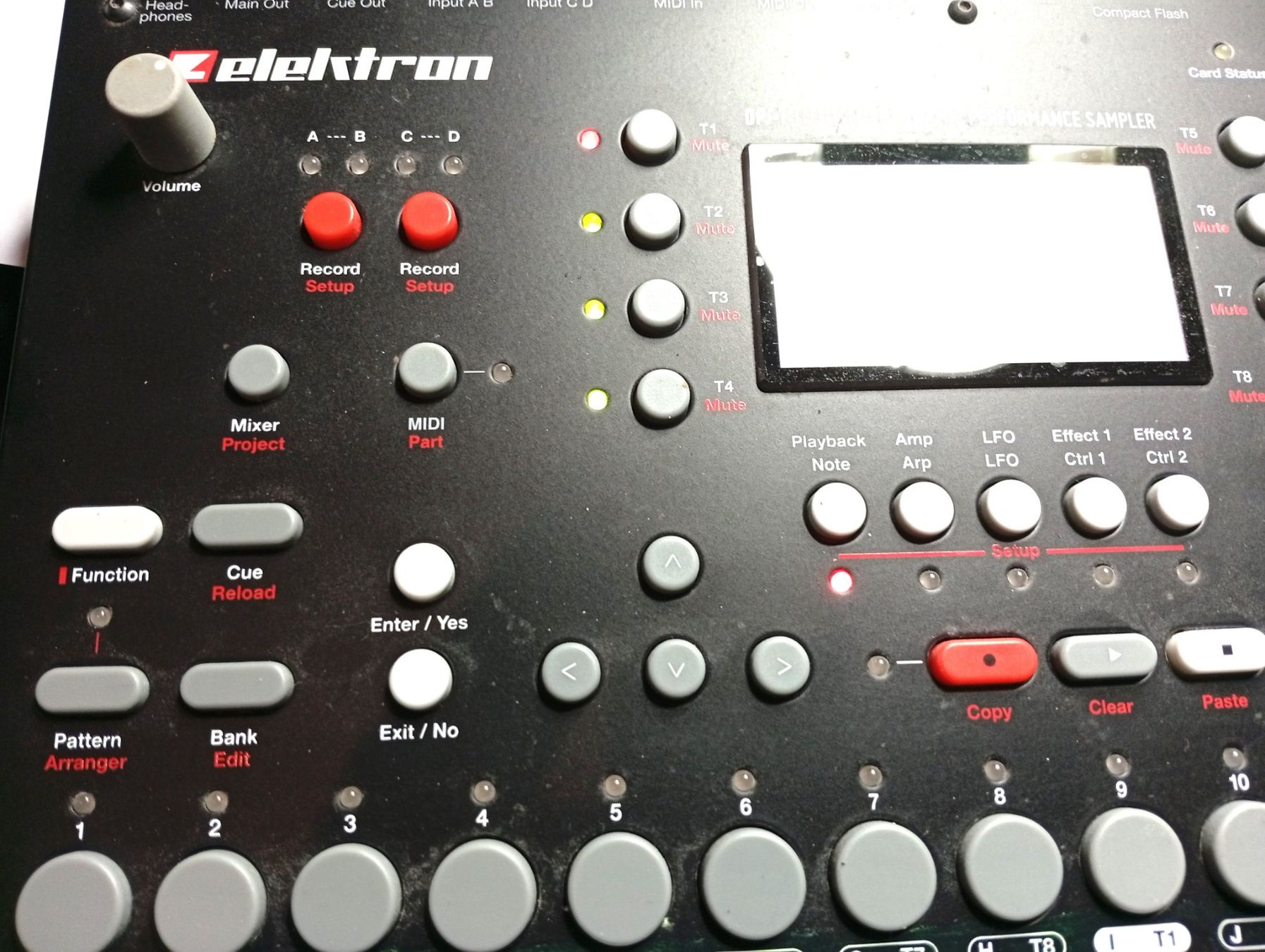 Elektron Musikinstrumente: Elektron Octatrack MK-1 DPS-1 Dynamic Performance Sampler – Gebraucht aus Zénauva von Alois6 1