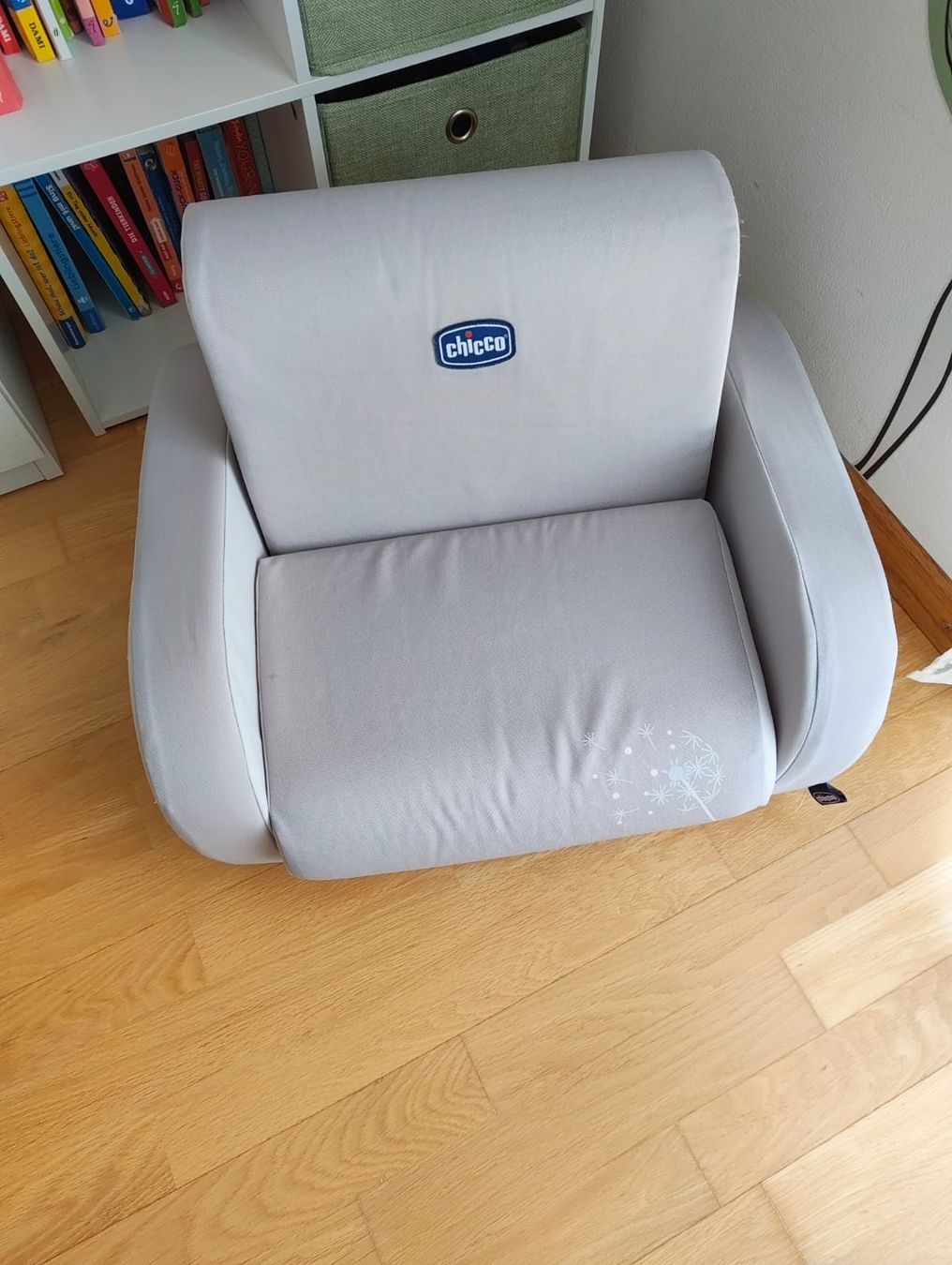 Chicco Poltrone: Kinder Sofa Chicco – Usato da Wetzikon ZH venduto da Aindreas