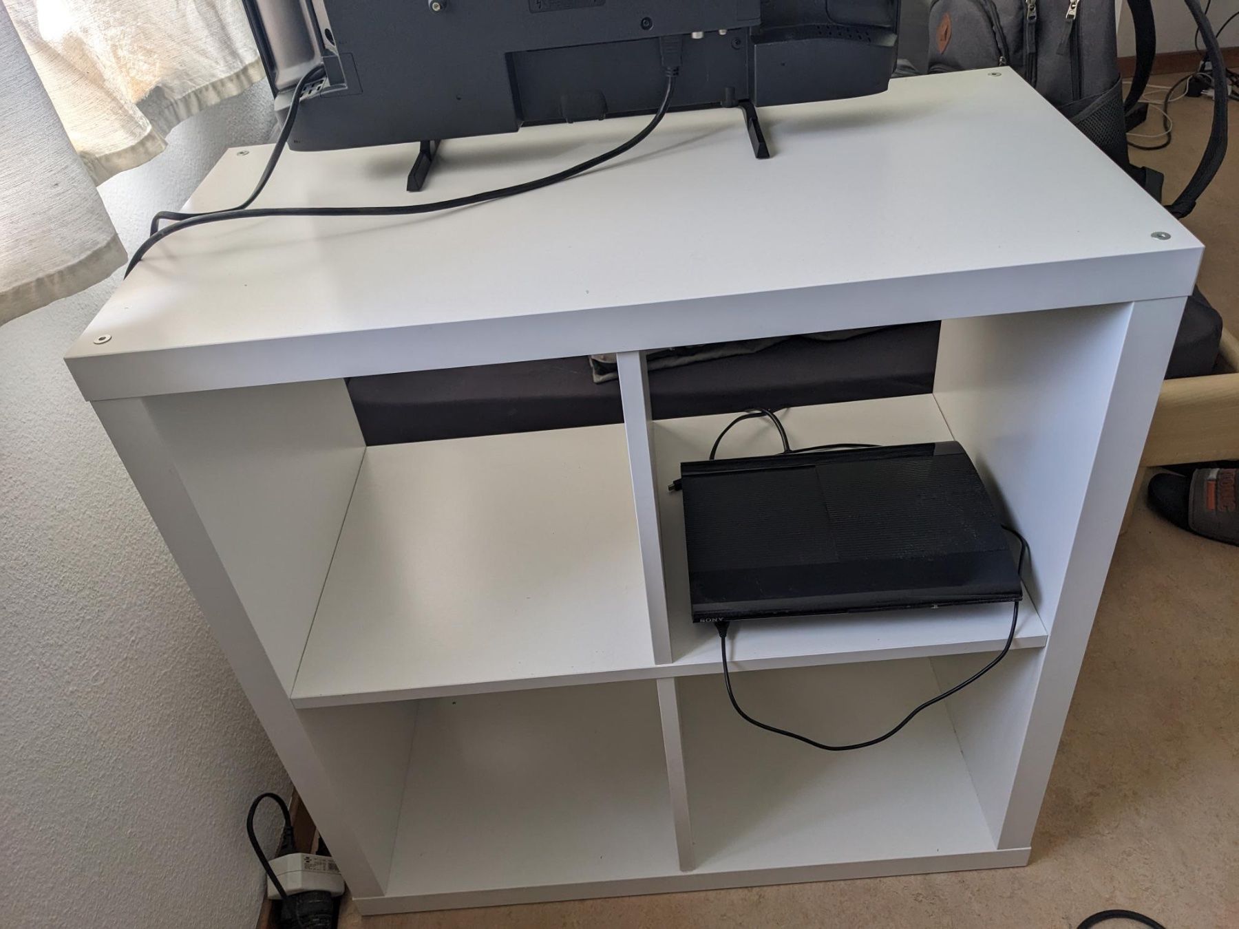 Ikea Regale: IKEA Kallax – Gebraucht aus Zürich von feu_2fbm