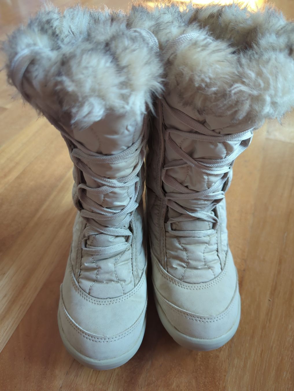 Decathlon Chaussures filles: Quechua Winterstiefel Gr. 33 – D'occasion à Eglisau par raf_hn2x 1