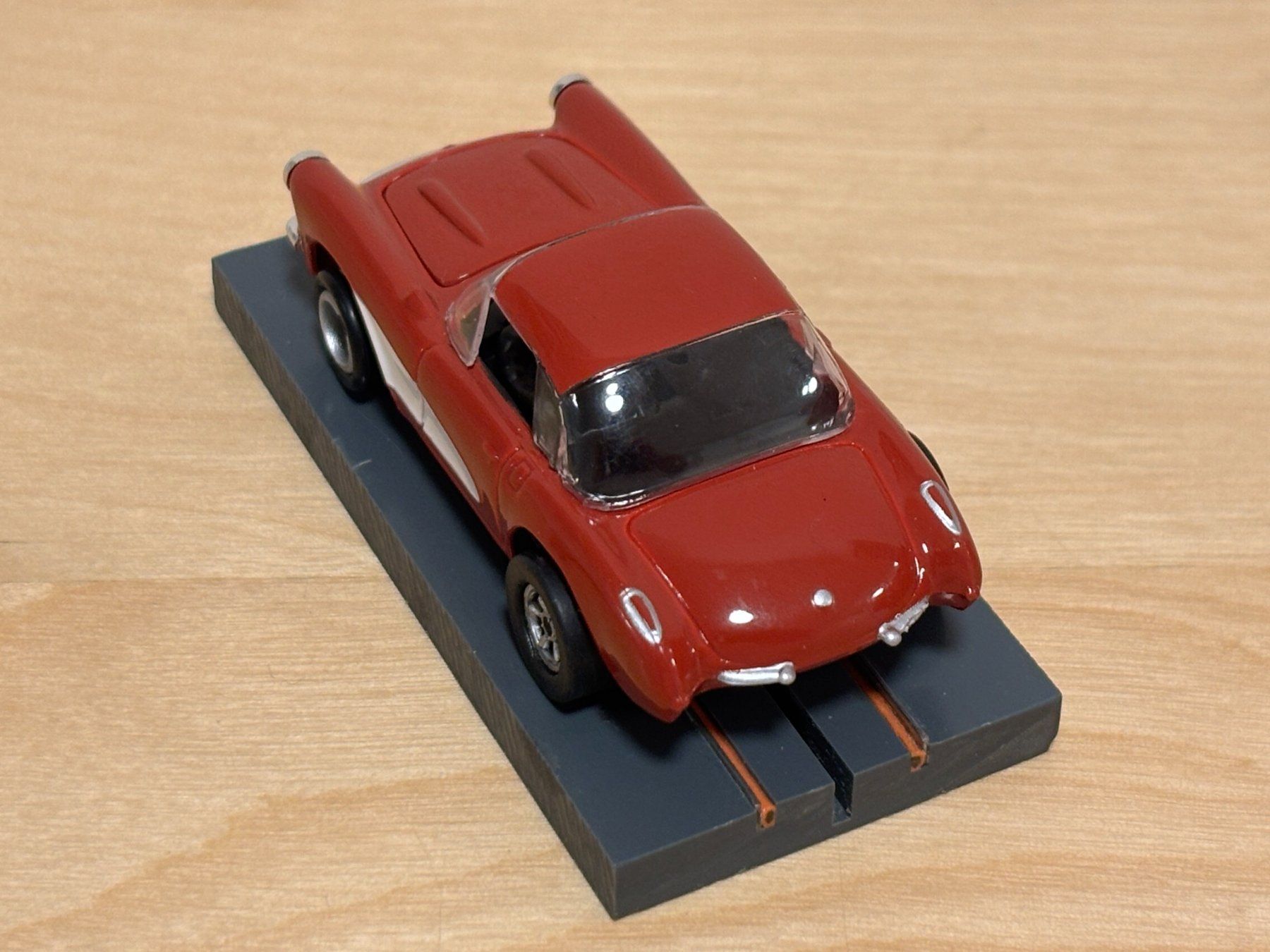 Rennbahnen: Auto World 1957 Corvette rot – Neu (gemäss Beschreibung) aus Bülach von h0slotch 2