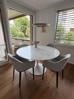 Runder Marmortisch im Tulip-Stil