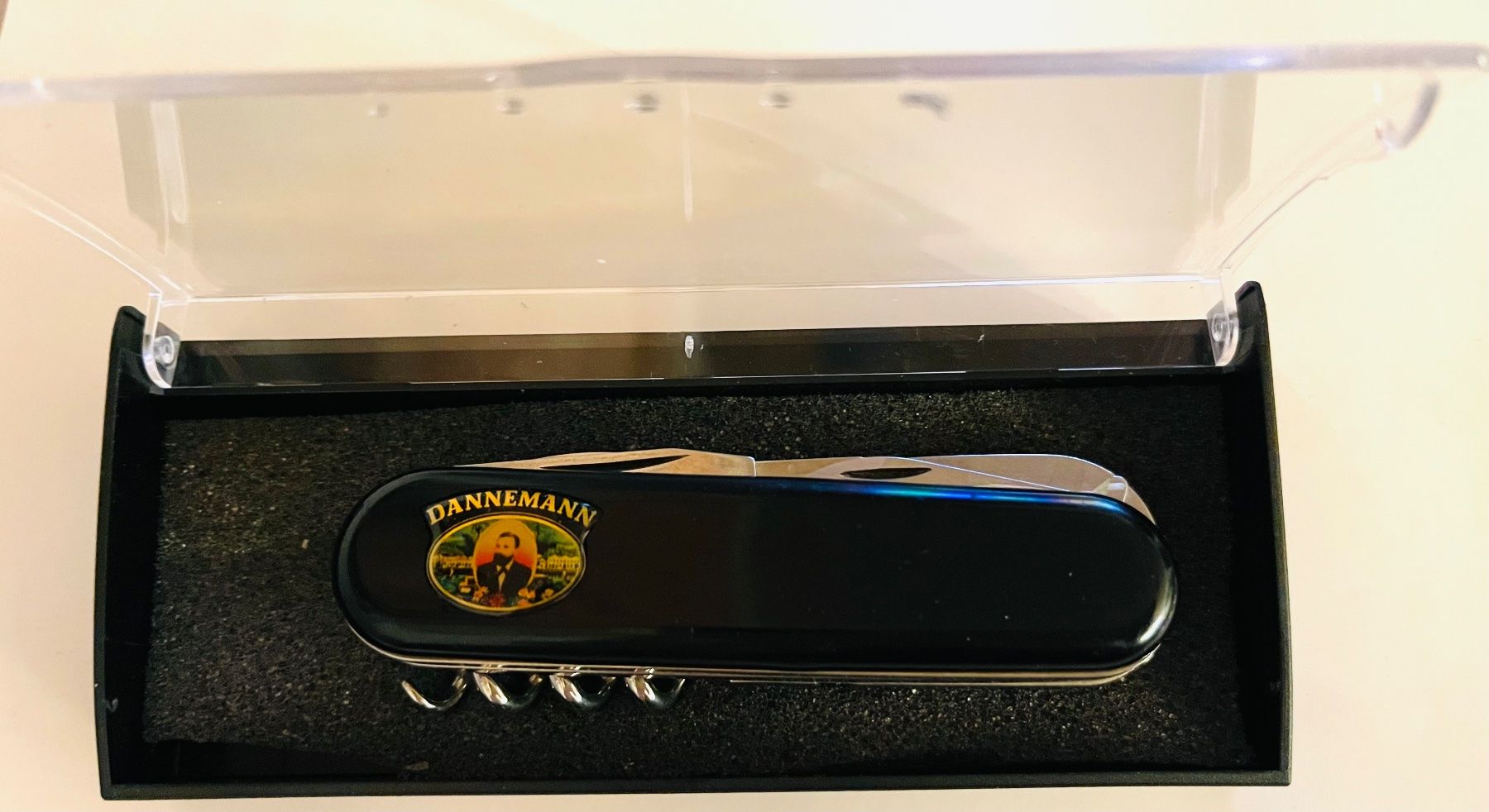 Wenger Coltelli tascabile: WENGER Knife Cutter DANNEMANN , Zigarren , schwarz – Usato da Basel venduto da TOMFAN 9