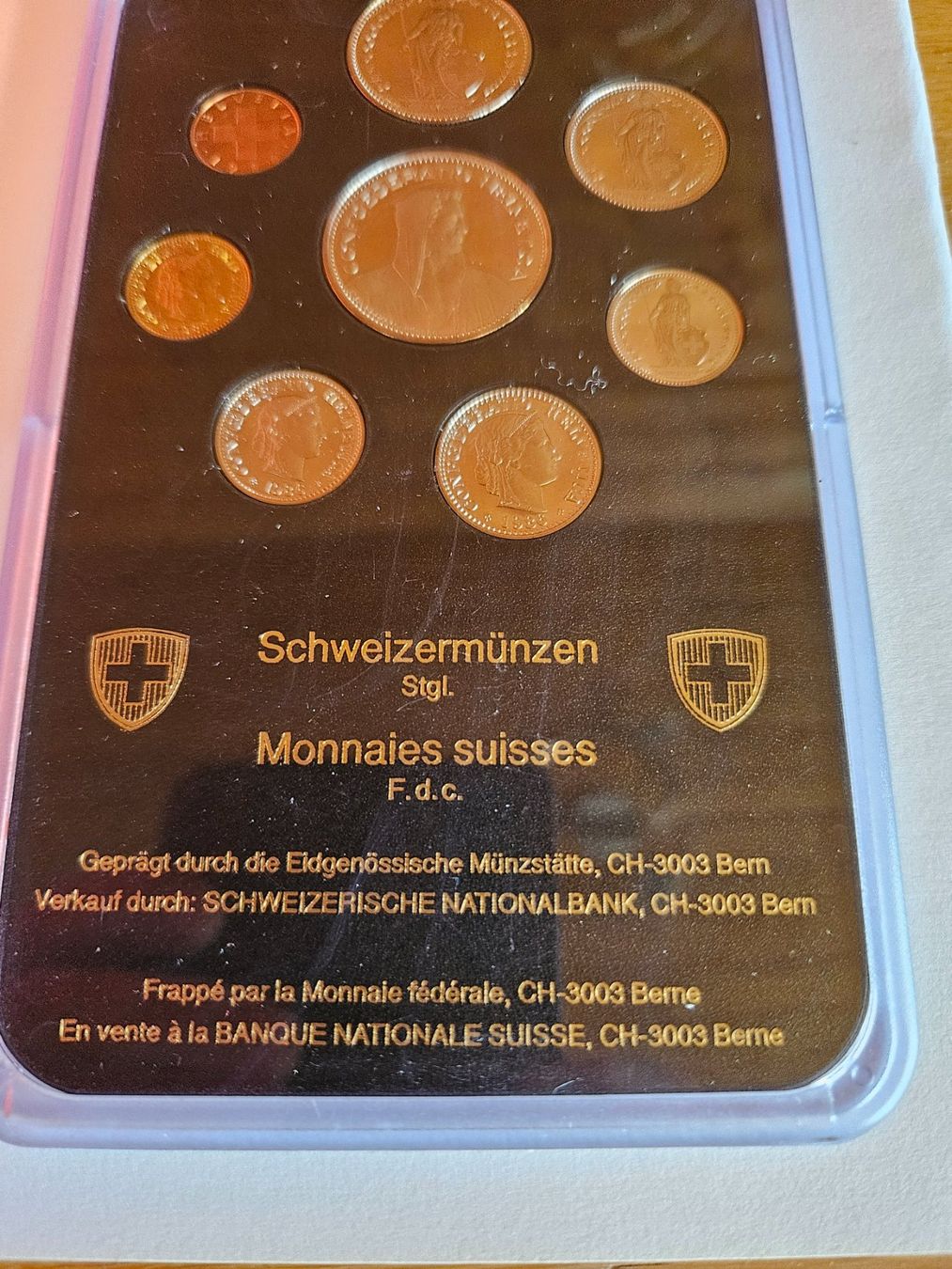 Toutes les monnaies: Ensemble de monnaies suisses FDC 1986 – Neuf avec emballage d'origine à St-Barthélemy VD par meal83 1