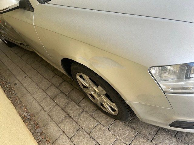 Audi Automobili: Audi A6 Quattro Kombi 3.0 TDI / Unfallauto – Usato da Ruggell venduto da carant 8