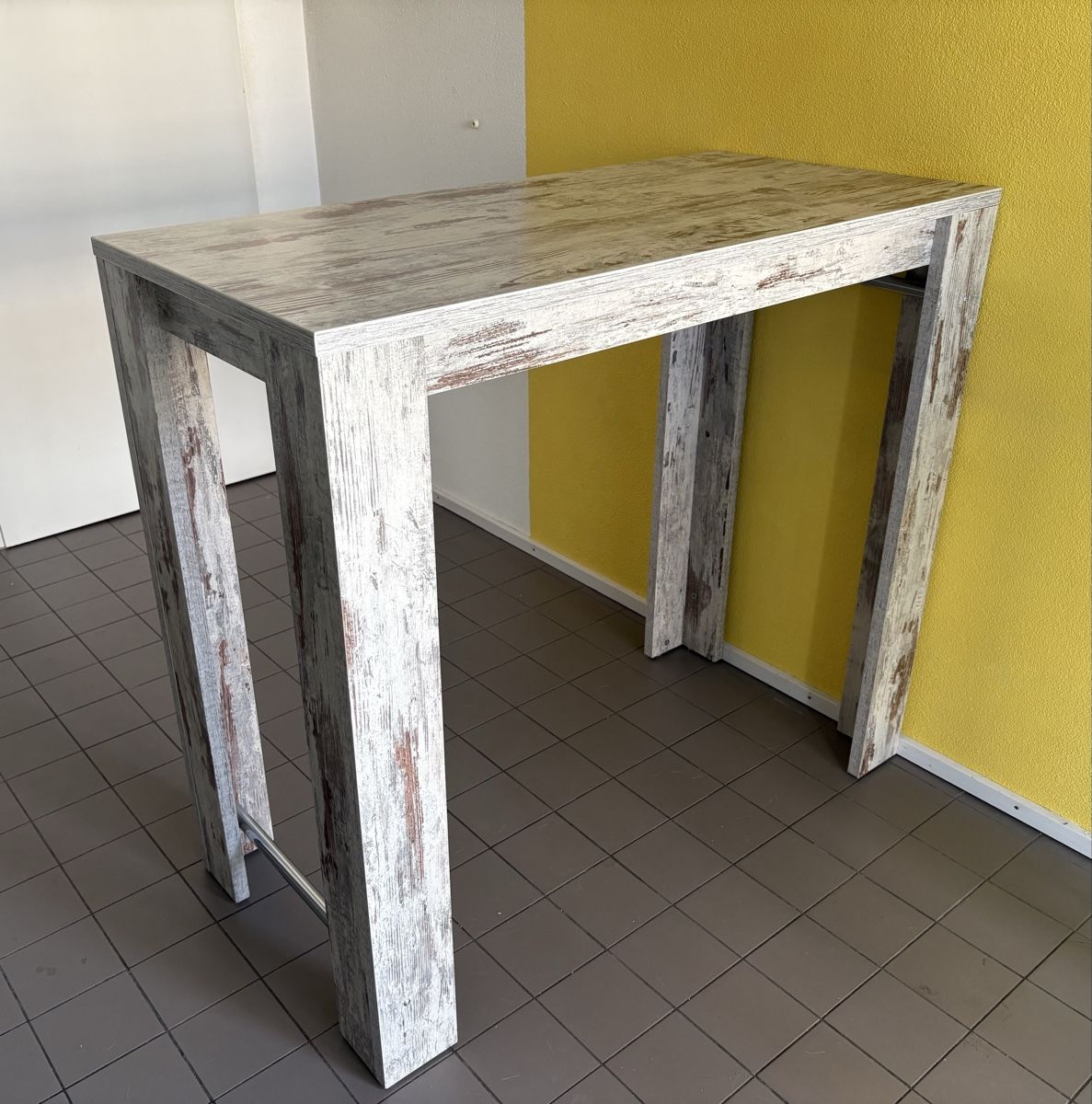 Tavoli: Hochtisch 120x107x58 – Usato da Zürich venduto da natalie78