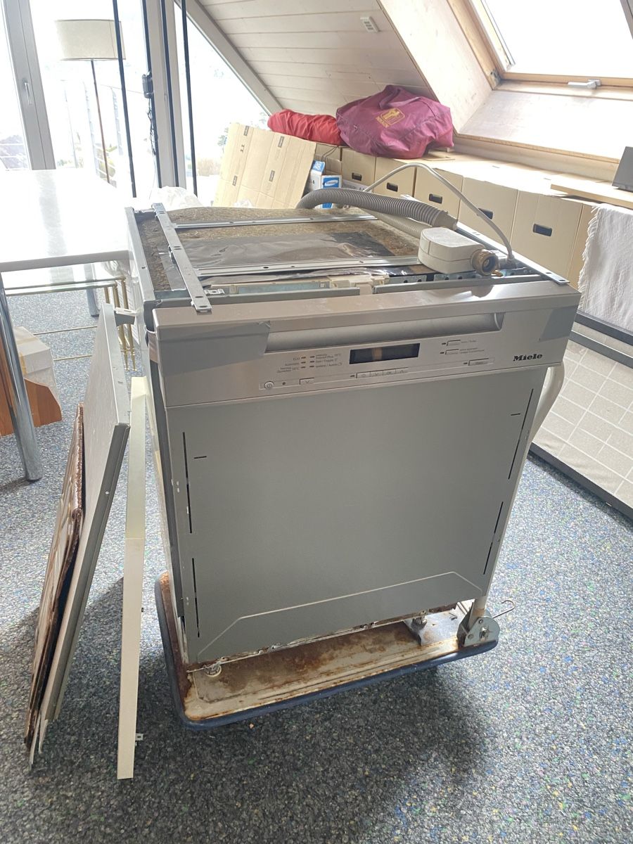 Lavastoviglie: Miele Geschirrspüler G 16300-60 SCi – Difettoso da Herrliberg venduto da Julianopie