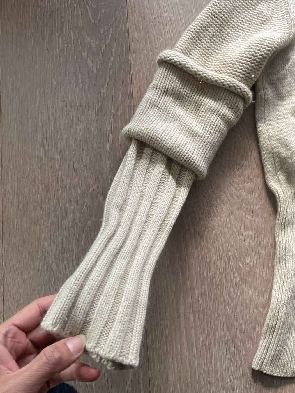 Roberto Cavalli Maglioni & Felpe: Cooler Roberto Cavalli Kaschmir Pulli Gr. S – Nuovo (secondo la descrizione) da Erlenbach ZH venduto da Pocahoney 1