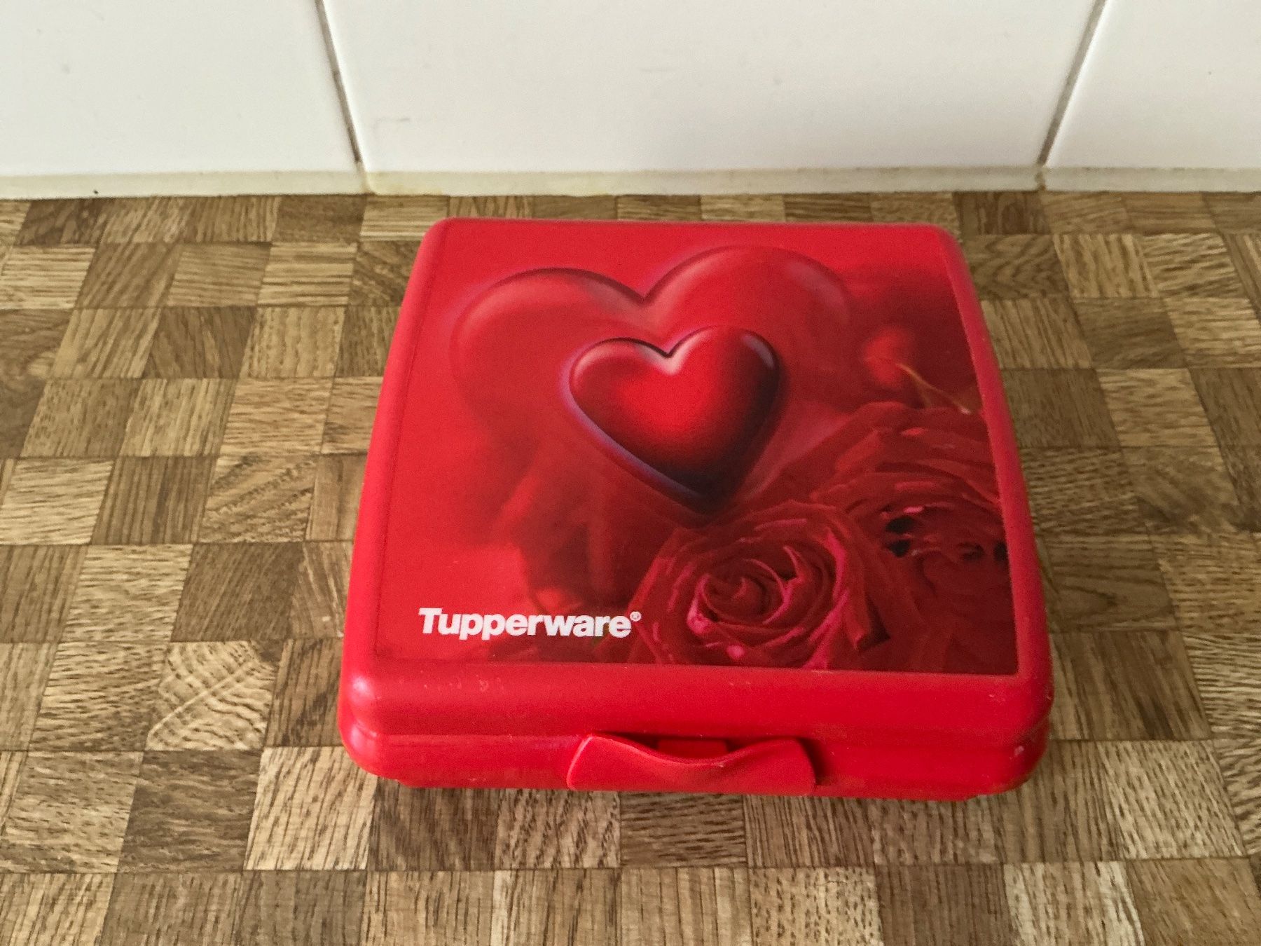 Tupperware Contenitori & Simili: Tupperware Lunchböxli – Usato da Birmensdorf ZH venduto da Hilhan 2