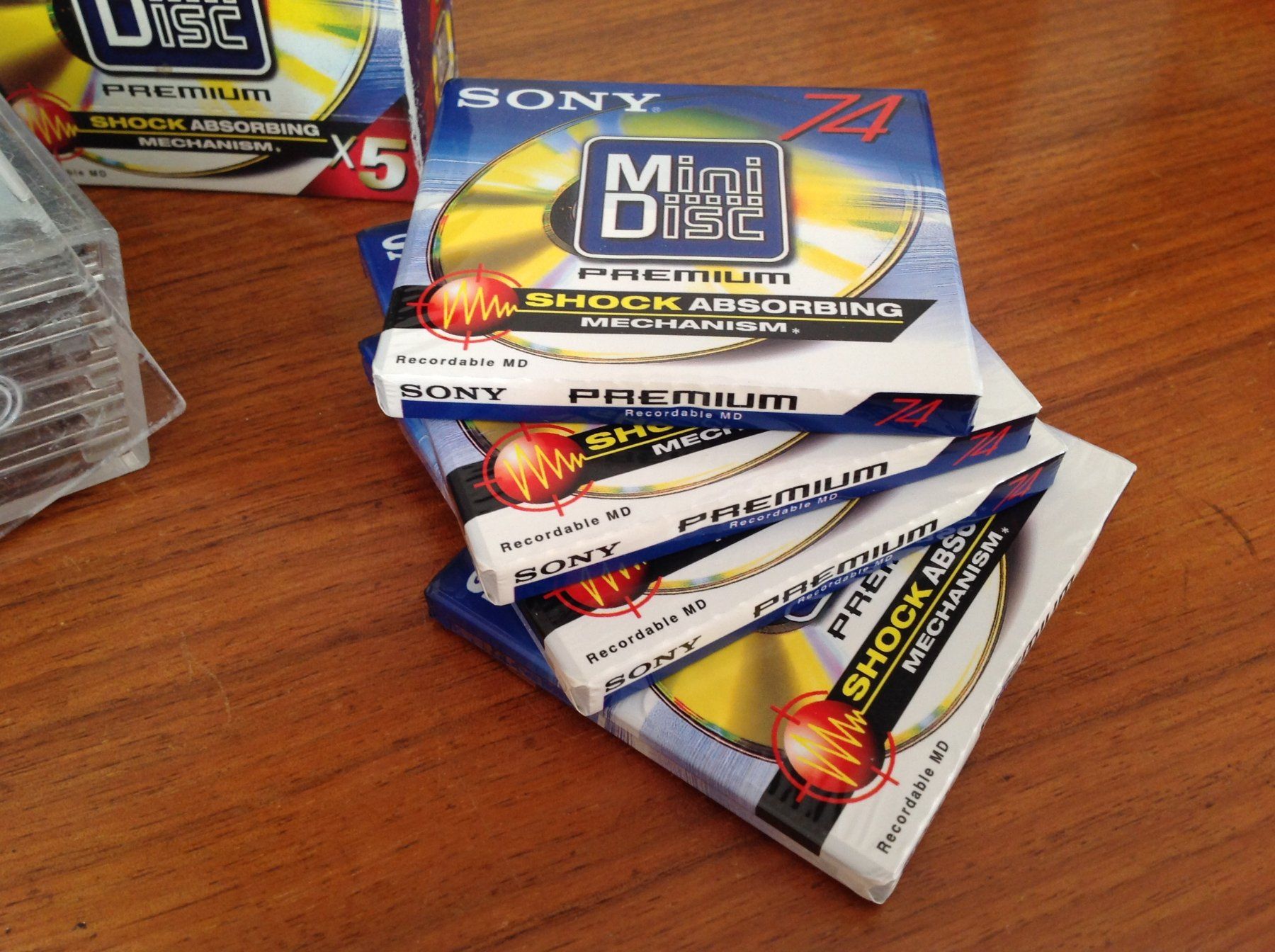Sony Minidisc: 4 minidisc Sony - neuf, non ouvert – Nuovo e nell'imballaggio originale da Vuiteboeuf venduto da broticaire 1