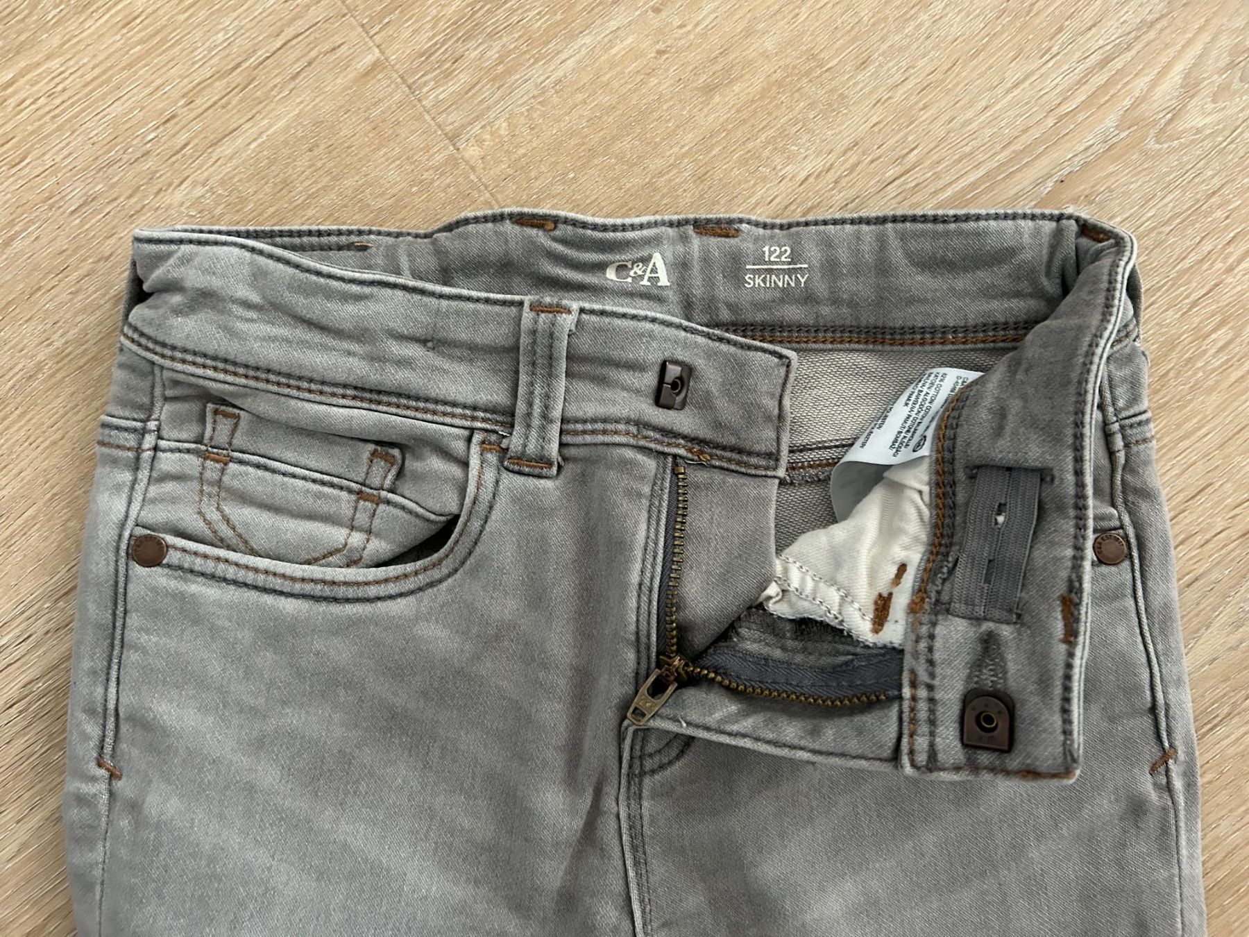 C&A Pantaloni: 2 Skinny Jeans von "C&A", Grösse 122 – Usato da Zumikon venduto da meter03 3