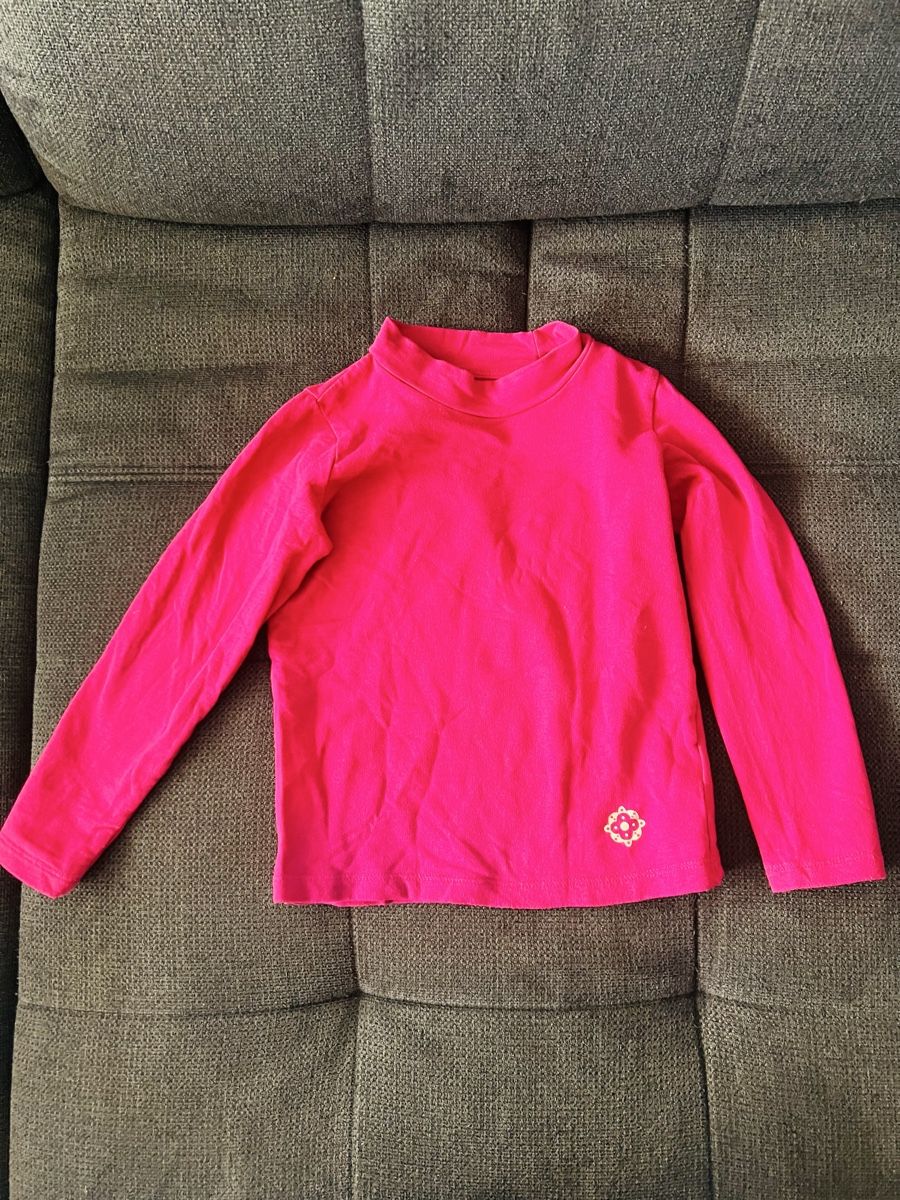 Maglioni & Felpe: Zwei Pullover , Grösse 110/116 – Usato da Dietikon venduto da Laiijka 1