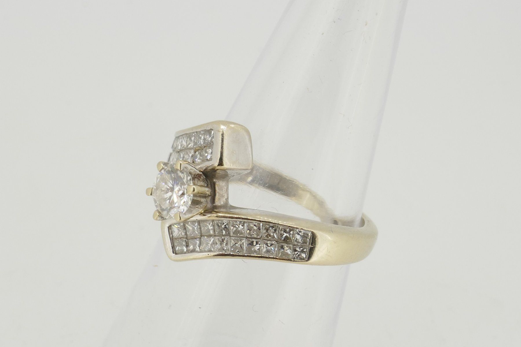 Anelli: edler Brillant Ring 14 Karat 4,2 gr. Ringgröße 51,5 – Usato da Schaffhausen venduto da swisswatches-andmore 2