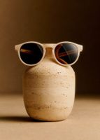 Sonnenbrille "Penelope" von Sezane in ecru