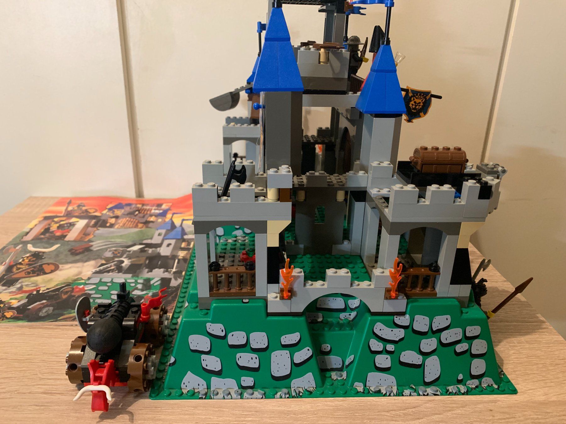 Lego Kit di costruzioni: LEGO Ritter 6098 King Leo's Castle – Usato da Basel venduto da Don-Angel 3