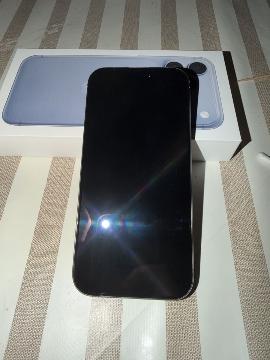 Apple Telefoni cellulari / Smartphones: iPhone 16 Pro, 256 GB, Natural Titanium – Usato da St. Gallen venduto da Simonefrt68 1
