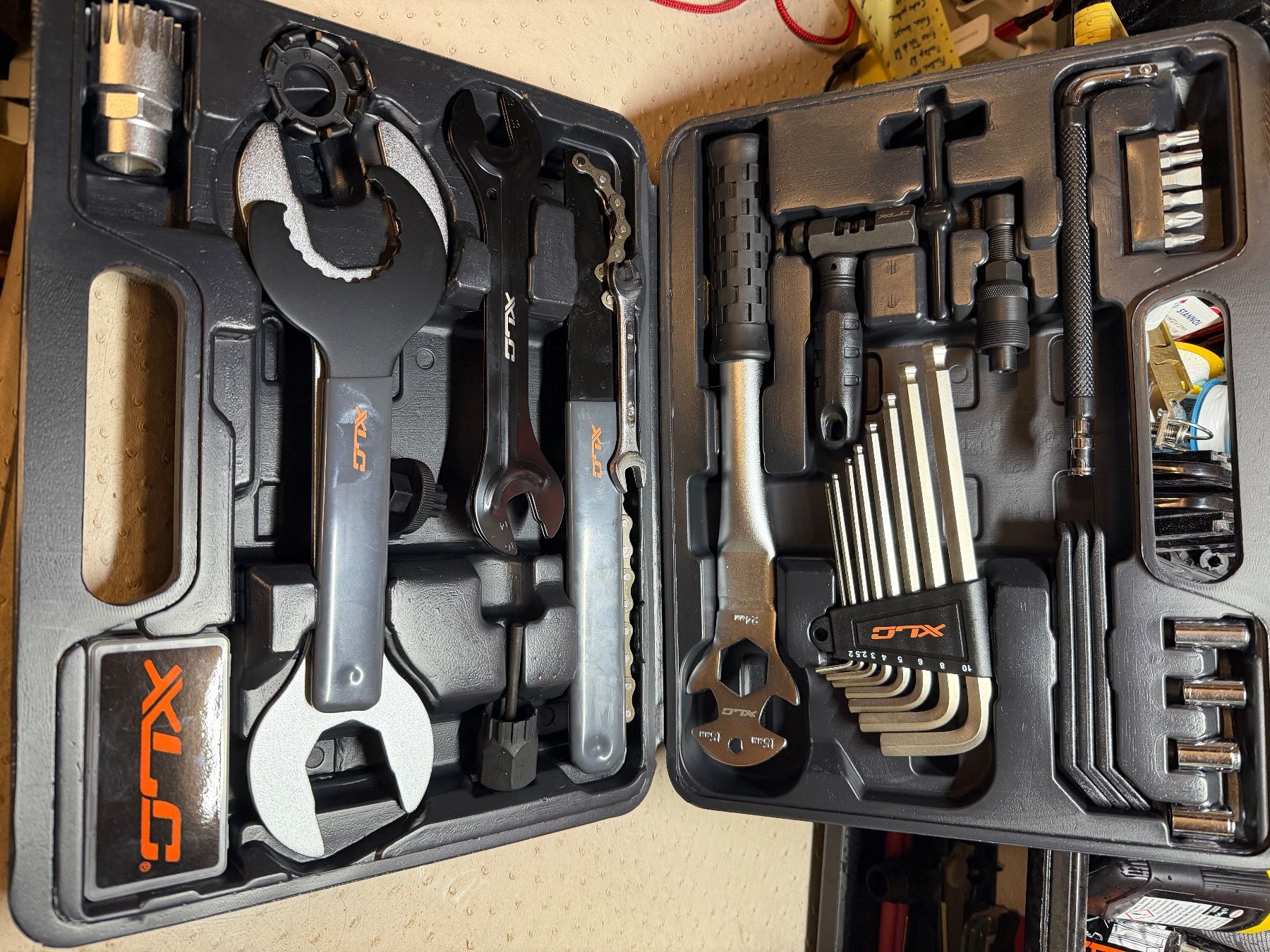 Ersatzteile: Valise à outils professionnels pour vélo – Neu und originalverpackt aus Thônex von ada_9v67 1