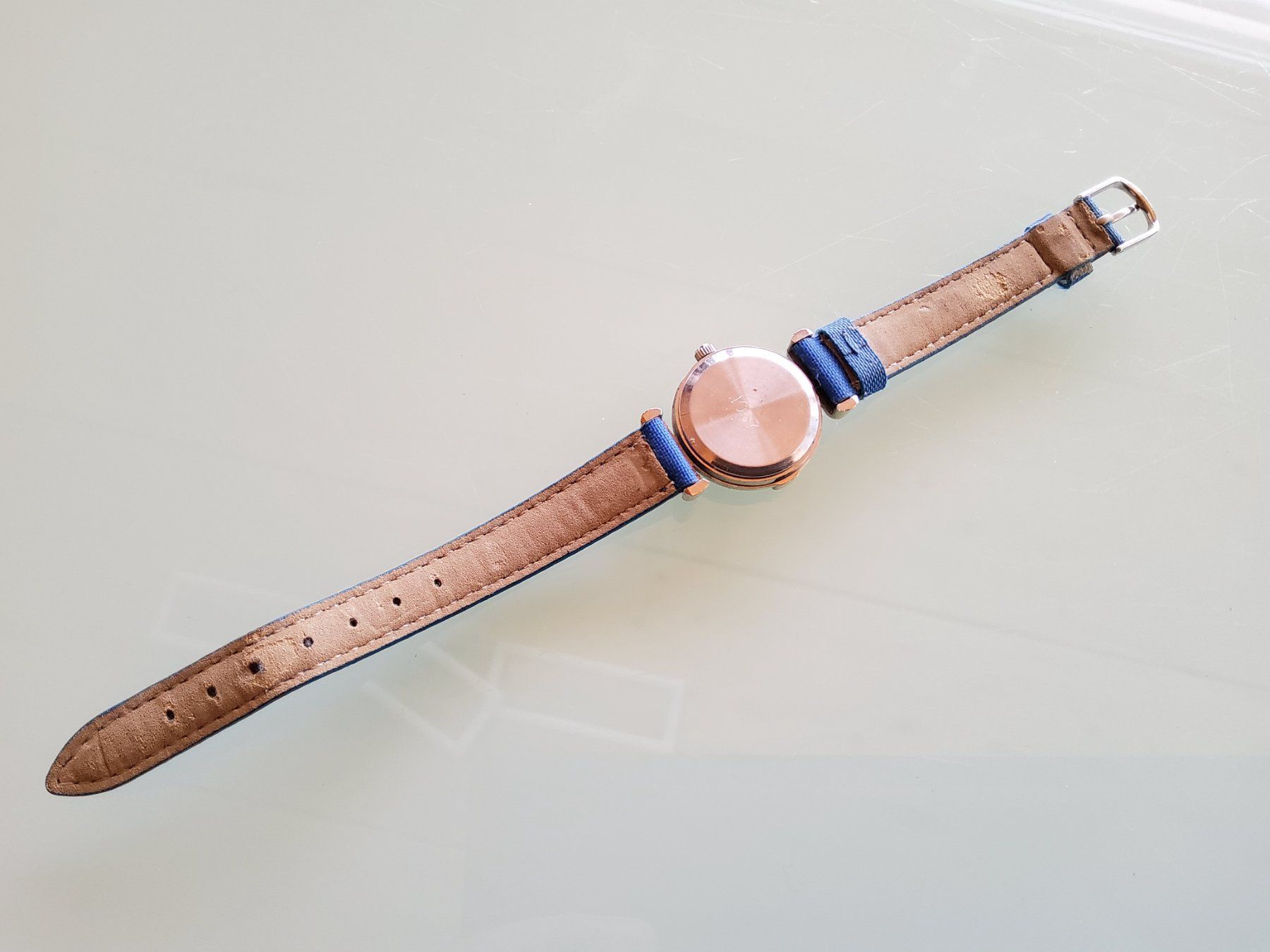 Montres: Petite montre bracelet Richelieu  – Défectueux à Malleray par Broc-Mo 2