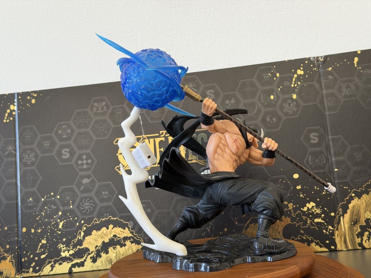 Statuette: One Piece: Statua di Barbabianca - Action Figure – Usato da S. Pietro venduto da nap_9xjt 3